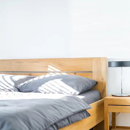 Apartment Dvouloznicovy Mezonetovy Se Dvema Koupelnami V Rodinne Prag